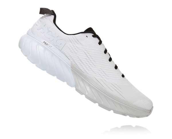 Hoka One One Mach 3 Mens UK - White Road Running Shoes - OAQLY3549